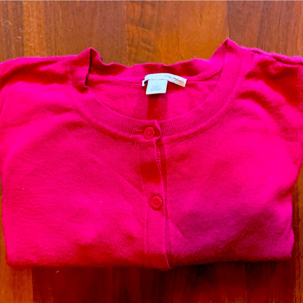 Women’s dark pink cardigan sweater. Small.